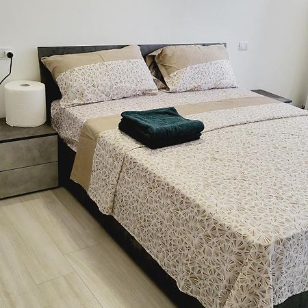Apartamento Casa Manzoni Novara Exterior foto