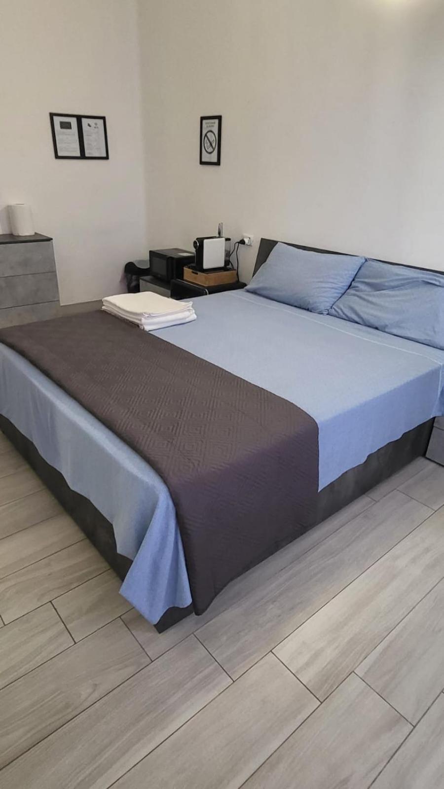 Apartamento Casa Manzoni Novara Exterior foto