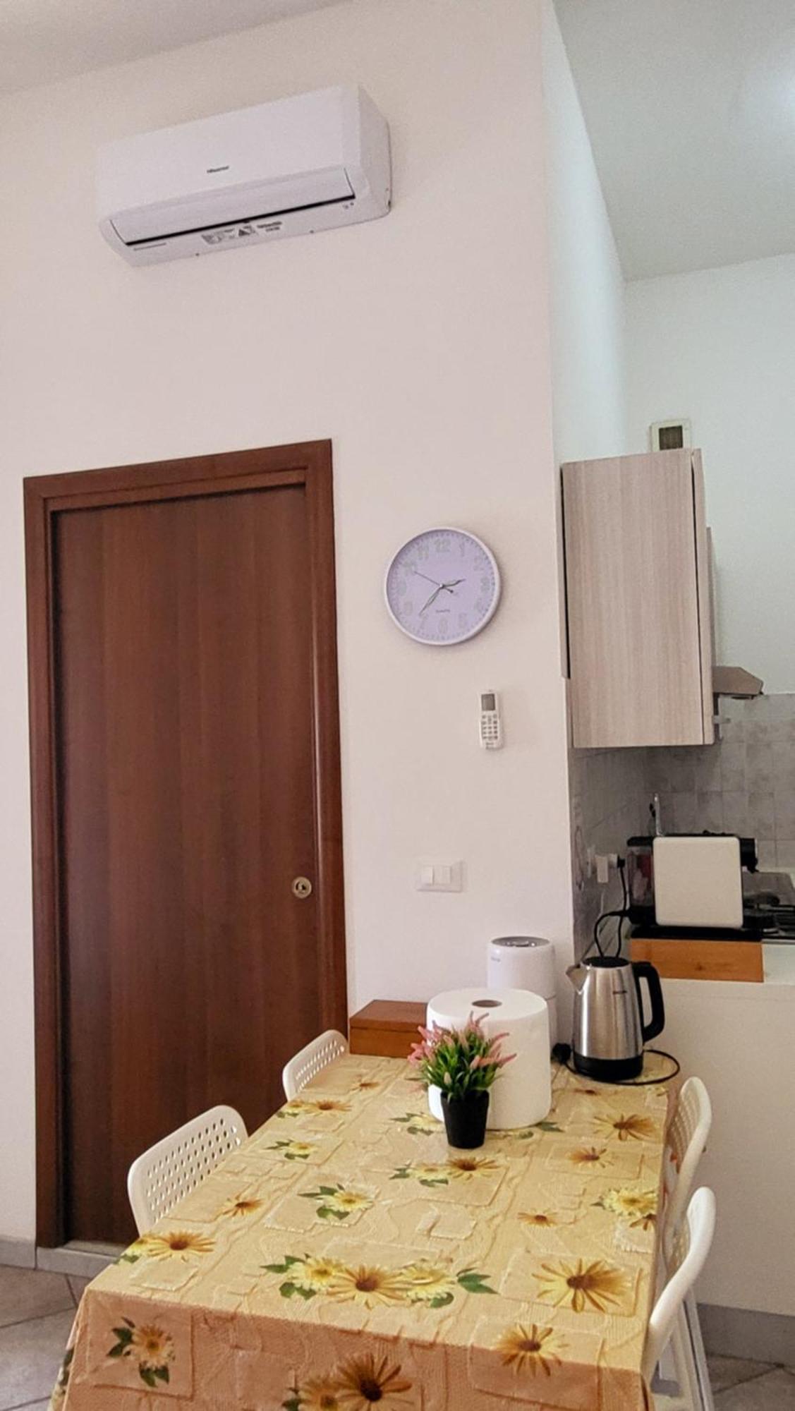 Apartamento Casa Manzoni Novara Exterior foto